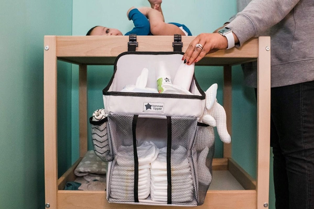 TOMMEE TIPPEE Easi Change πτυσσόμενη οργανωτική μονάδα αλλαξιέρας 38 εκ.