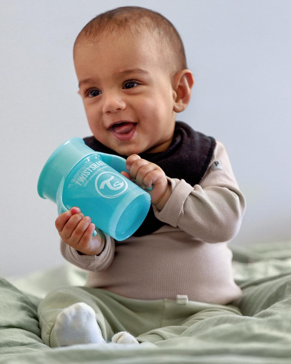 TWISTSHAKE ποτήρι 360 μοιρών χωρίς διαρροές 230 ml 6 μηνών+