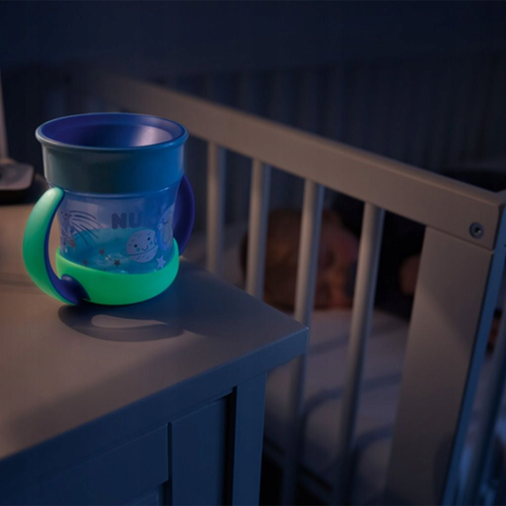 NUK Mini Magic Cup ΦΩΤΕΙΝΟ ΚΥΠΕΛΛΟ ΜΗ ΔΙΑΡΡΟΩΝ 160 ml
