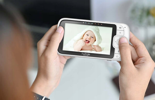 HUBBLE Nursery View+ monitor video pentru bebeluși 2,8" FHSS