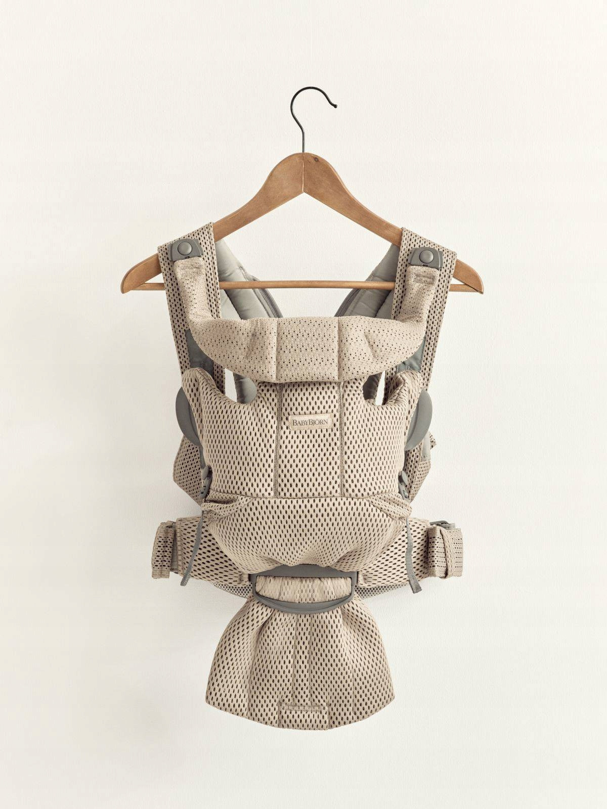 BABYBJORN Airy Mesh εργονομική μάρσιπος 3,5-12kg