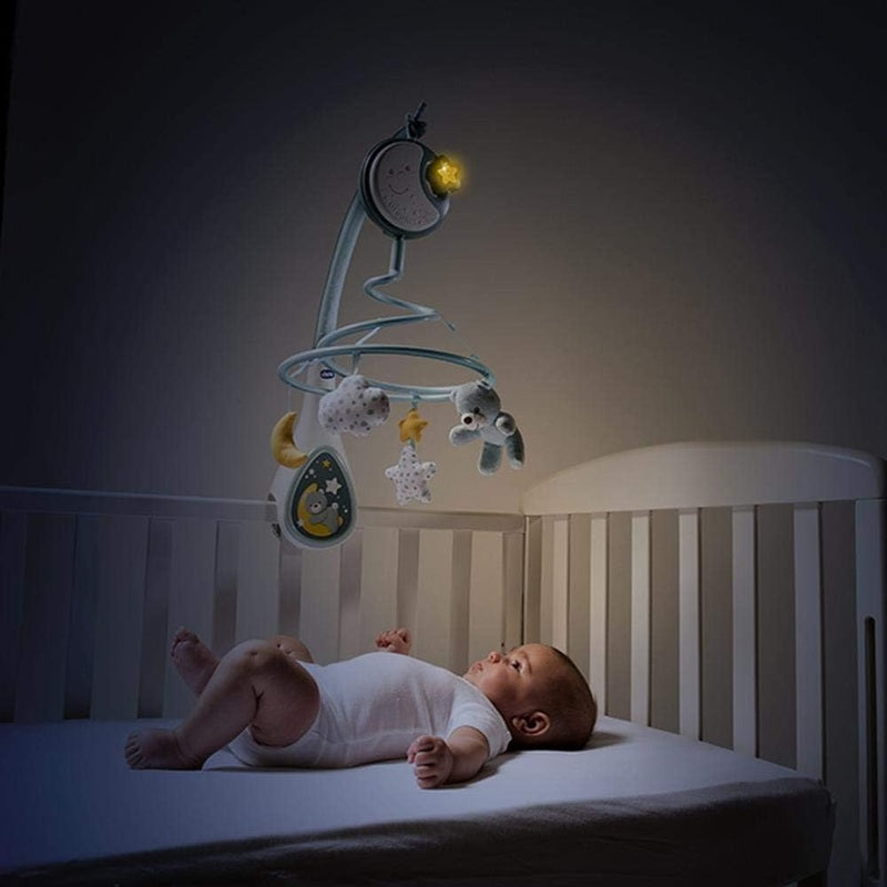 CHICCO Next2Dreams 2σε1 καρουζέλα με μελωδίες και νυχτερινό φωτιστικό ΑΡΚΟΥΔΑΚΙ