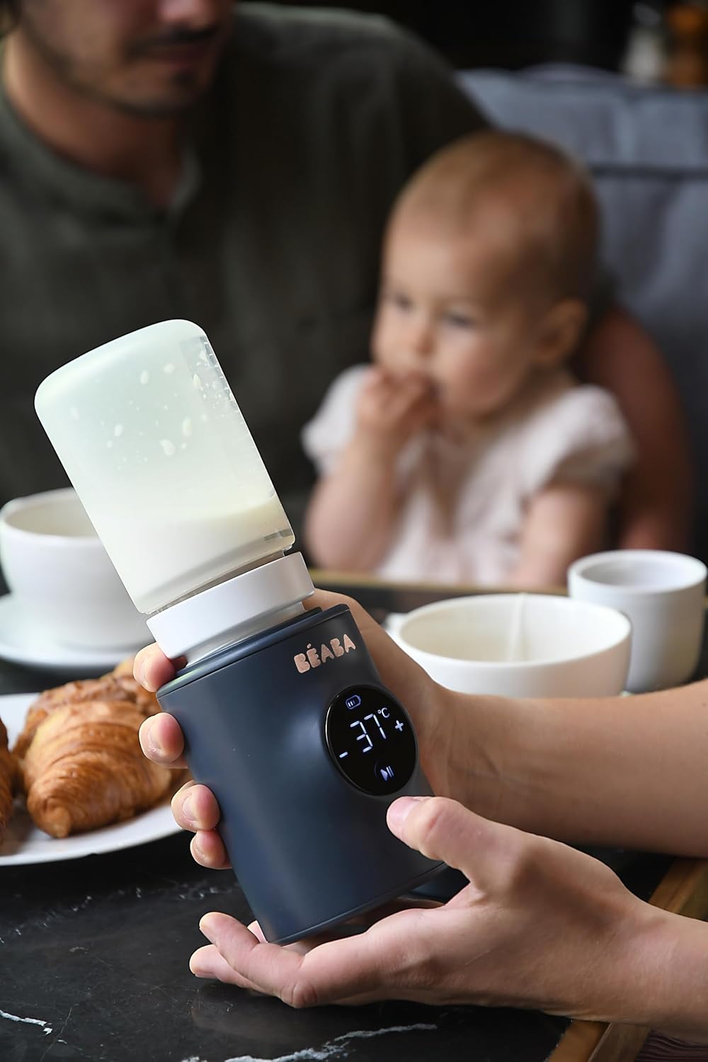 BÉABA Milk Nomad portable bottle warmer