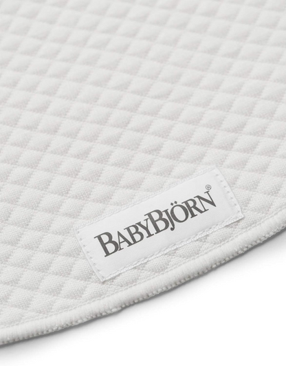 BABYBJORN śliniak do nosidełka x2