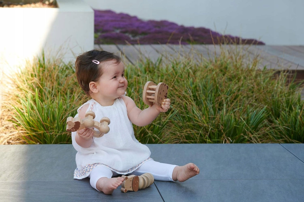 BEBE CONFORT zestaw drewnianych zabawek z grzechotkami 3 m+