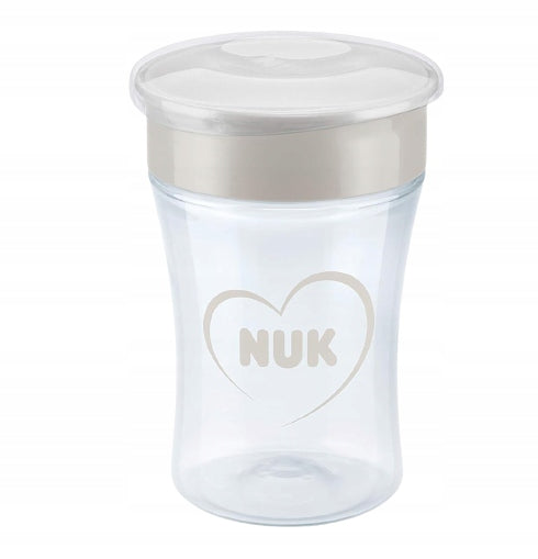 NUK Magic Cup VARÁZSBÖGRE CSÖPPENÉSBIZTOS 360 FOKOS SZÁRNYILÁS