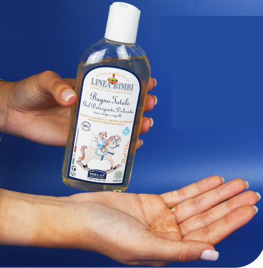 HELAN Linea Bimbi Gel da bagno e shampoo con proteine di mandorle 250 ml 0+
