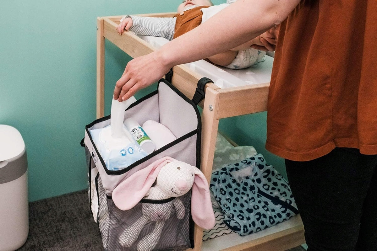 TOMMEE TIPPEE Easi Change πτυσσόμενη οργανωτική μονάδα αλλαξιέρας 38 εκ.