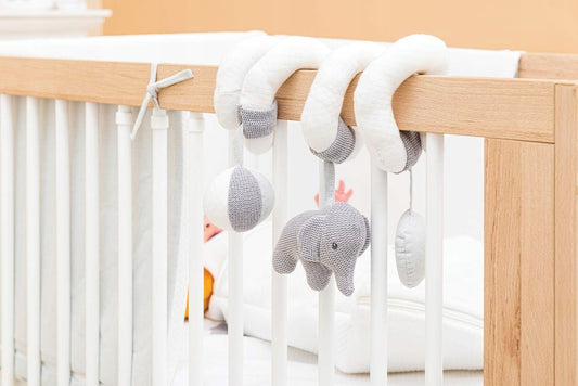 NATTOU Baumwollspirale mit Geräuschen für Kinderwagen Autositz ELEFANT TEMBO