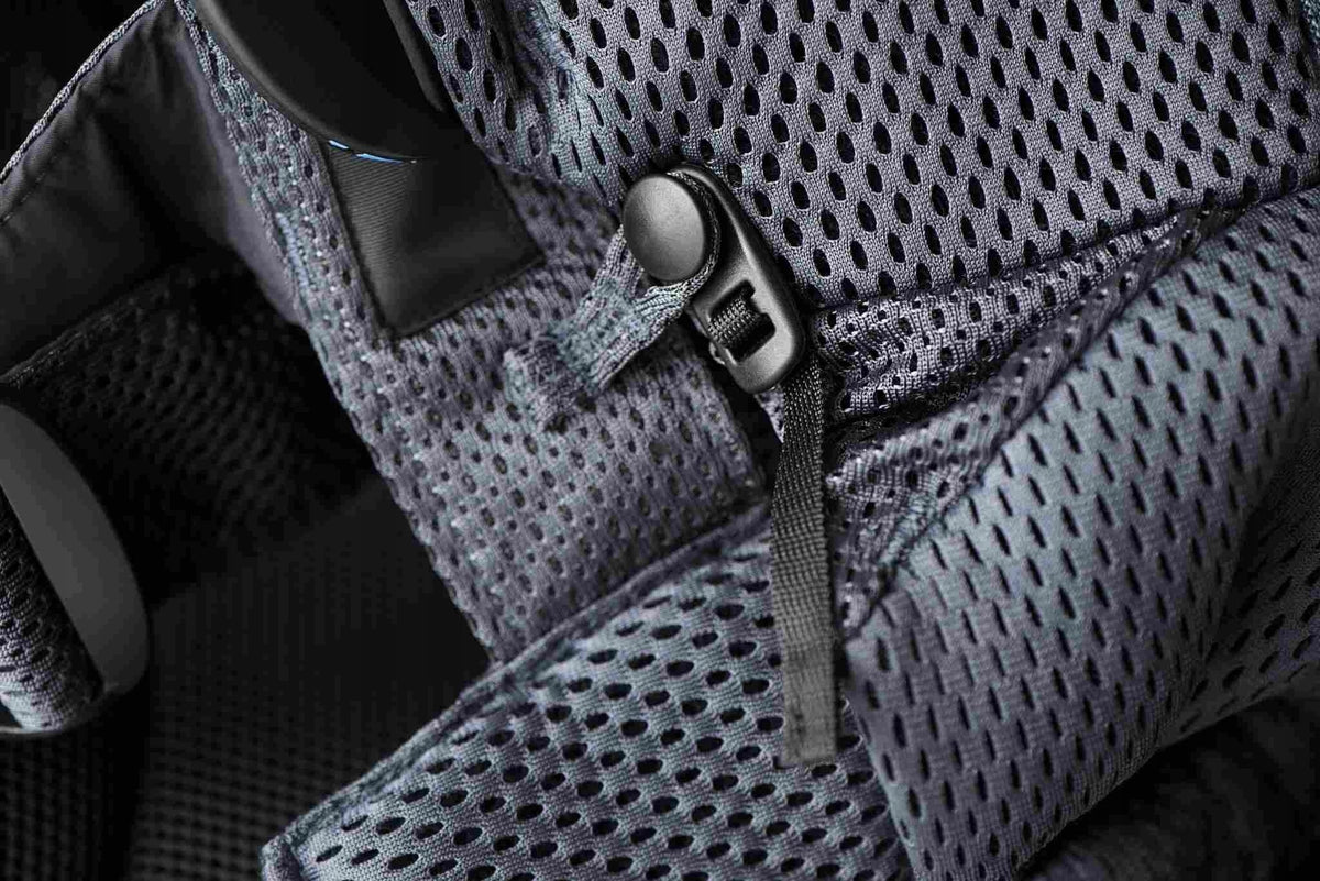 BABYBJORN Airy Mesh εργονομικό μάρσιπο 3,5-12kg