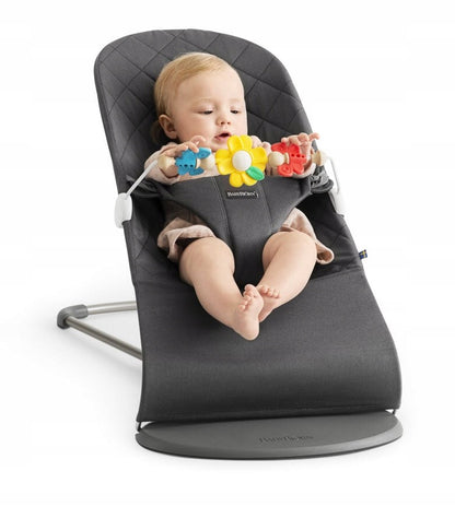 BABYBJORN Flying Friends ξύλινη και πλαστική μπάρα παιχνιδιών για ρηλάξ 31 εκ.