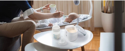 TERMICHY δοχείο για βρεφικό γάλα σε σκόνη 500 ml 250 g + μεζούρα