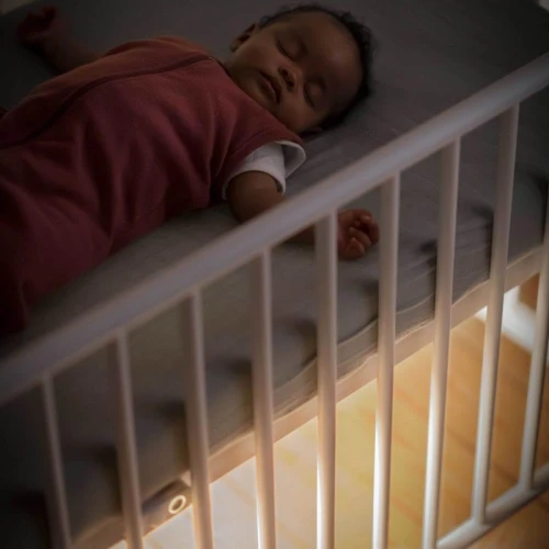 MAXI-COSI Glow έξυπνο νυχτερινό φως κάτω από το βρεφικό κρεβάτι με εφαρμογή 30 cm